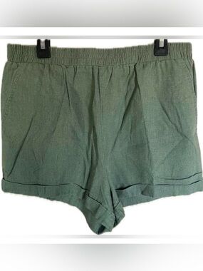 Linen high-waited shorts. Stylish and comfortable. Women’s size 8